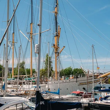 Renovated With Amazing Seaview T61 Ostend